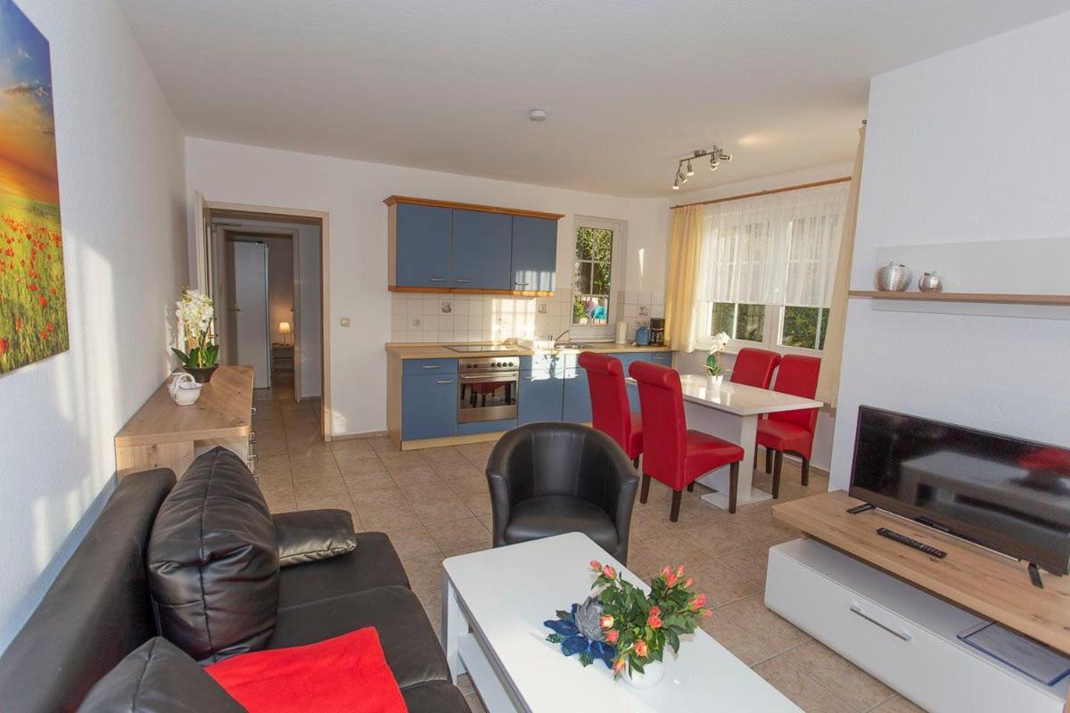 Appartamento Haus Dornroeschen 45107 Goehren  Esterno foto