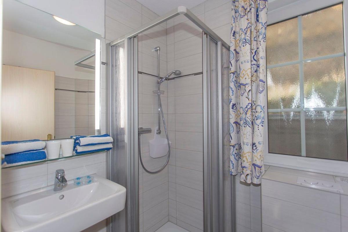 Appartamento Haus Dornroeschen 45107 Goehren  Esterno foto