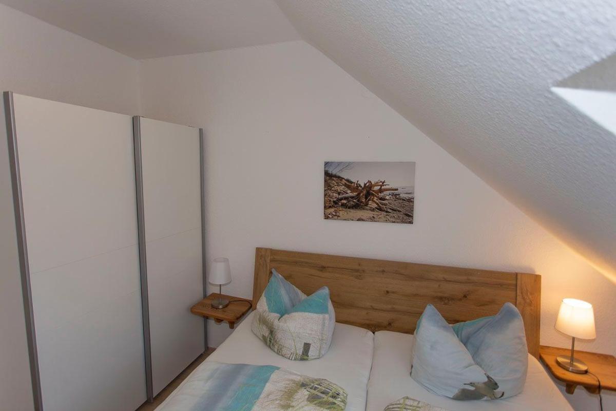 Appartamento Haus Dornroeschen 45107 Goehren  Esterno foto