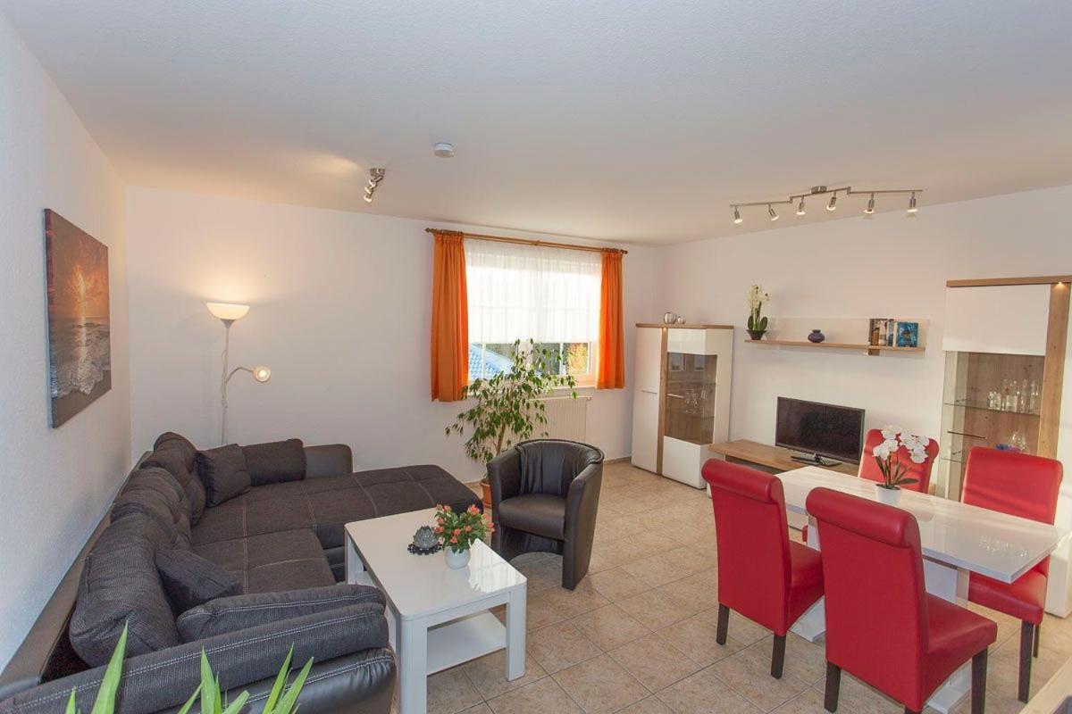 Appartamento Haus Dornroeschen 45107 Goehren  Esterno foto